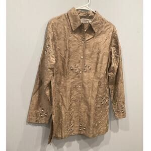 Chico's Embroidered Beige Long-Sleeve Women’s Button-Up Top